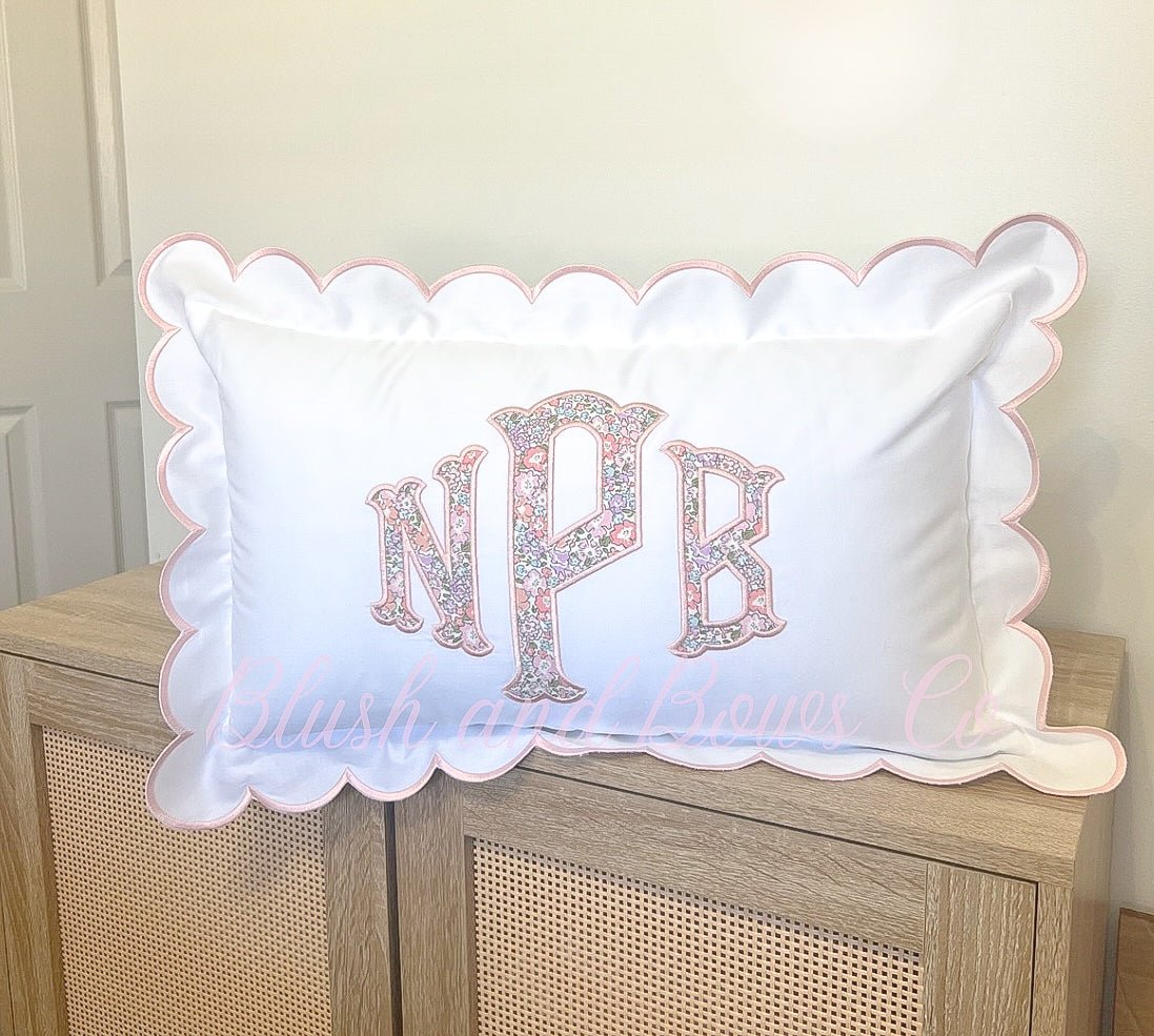 Scallop Edge Pillowcase